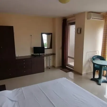 студио Séjour chez l'habitant Lozenets