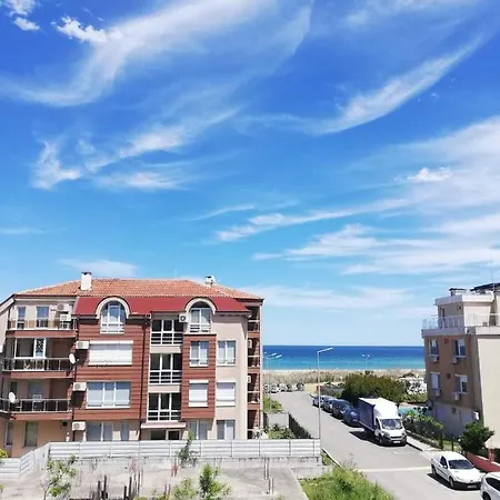 студио 民宿 洛泽内茨