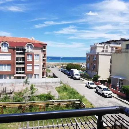 студио 洛泽内茨