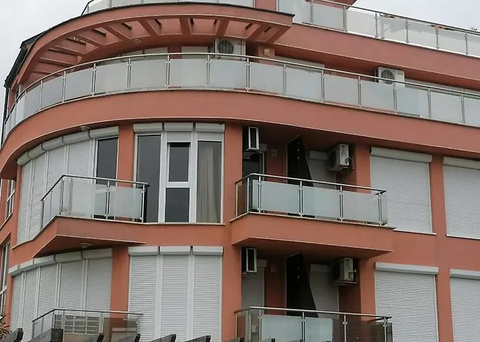 студио * ロゼネッツ